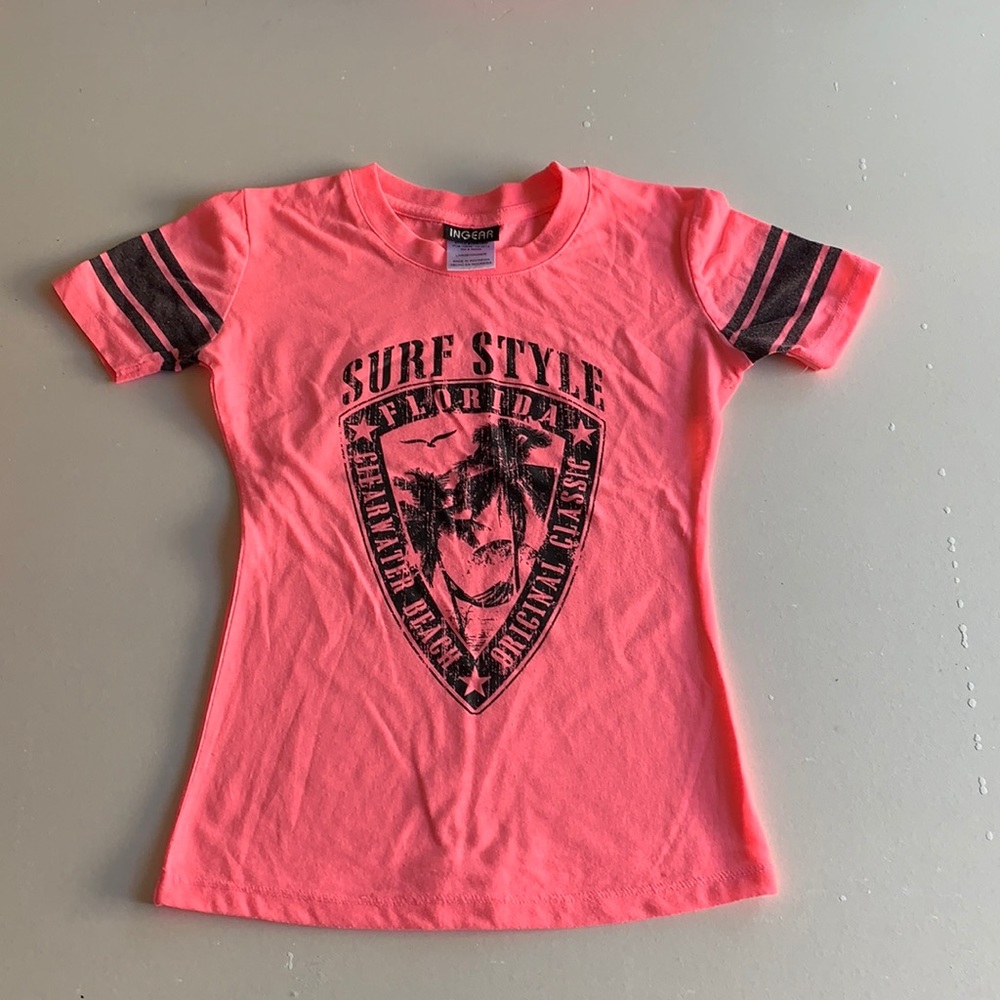 Surf style shirt
